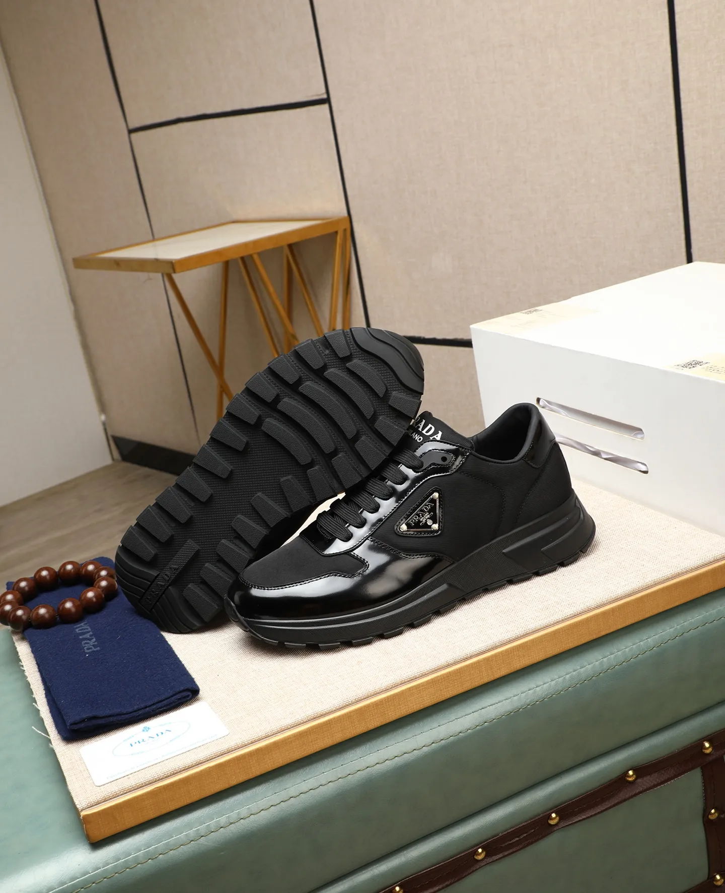 Men's shoes 💰540 🌹🌹[PRADA—Prada] 2025 latest model 🙈original replica! 👟👟👟Available here. The workmanship is top-notch. The upper is made from Italy. 🇮🇹Imported first-layer cowhide. ❗️Breathable genuine leather lining @Suitable for travel. The original version has an enlarged engraved sole, making it suitable for all kinds of travels, showing low-key luxury. Let quality speak for itself. Color: Size: 38-45